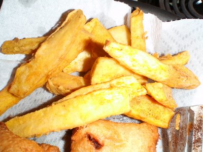 Fried tapioca served as snacks